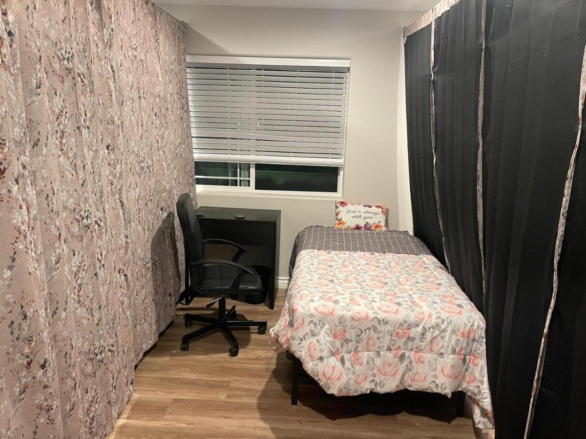 Humble Home Santa Ana 2 外观 照片